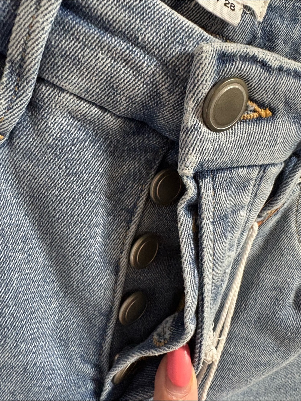 Good American Jeans - Picture 2 of 7